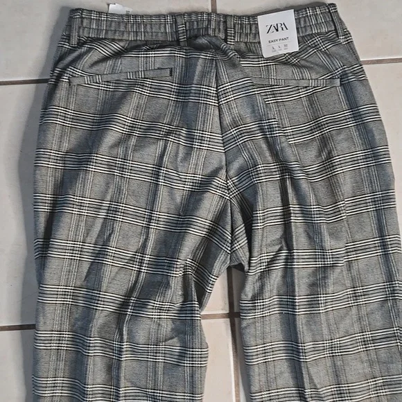 Zara Men's Black and White Checkered Dress Pants - Picture 6 of 7